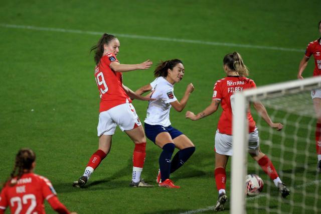 7M体育-一球制胜！唐佳丽斩获个人留洋生涯正式比赛首球