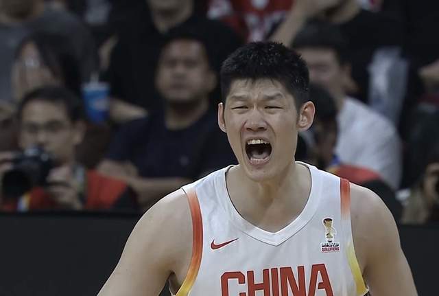 7M体育-连续2场逆转，中国男篮两连胜，李弘权9+11成奇兵 高诗岩防守拉满